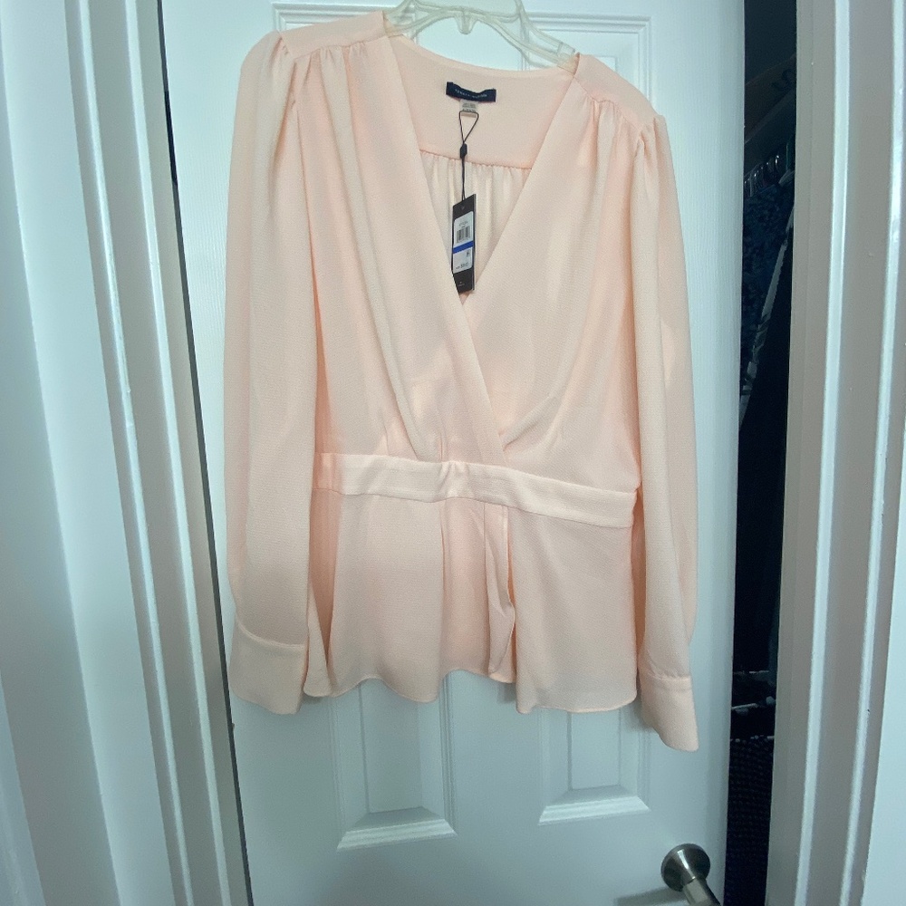 Brand NWT Tommy Hilfiger Peplum shirt